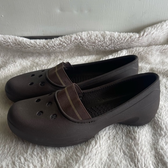 Crocs Juneau brown rubber waterproof clog slip on wedge - Picture 1 of 7